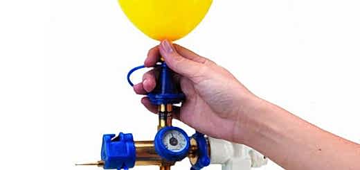 Zapravka-sharov-i-figur-geliem