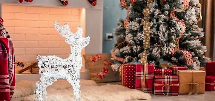 Новогодняя фотозона 2020 | студия Город друзей Алматы